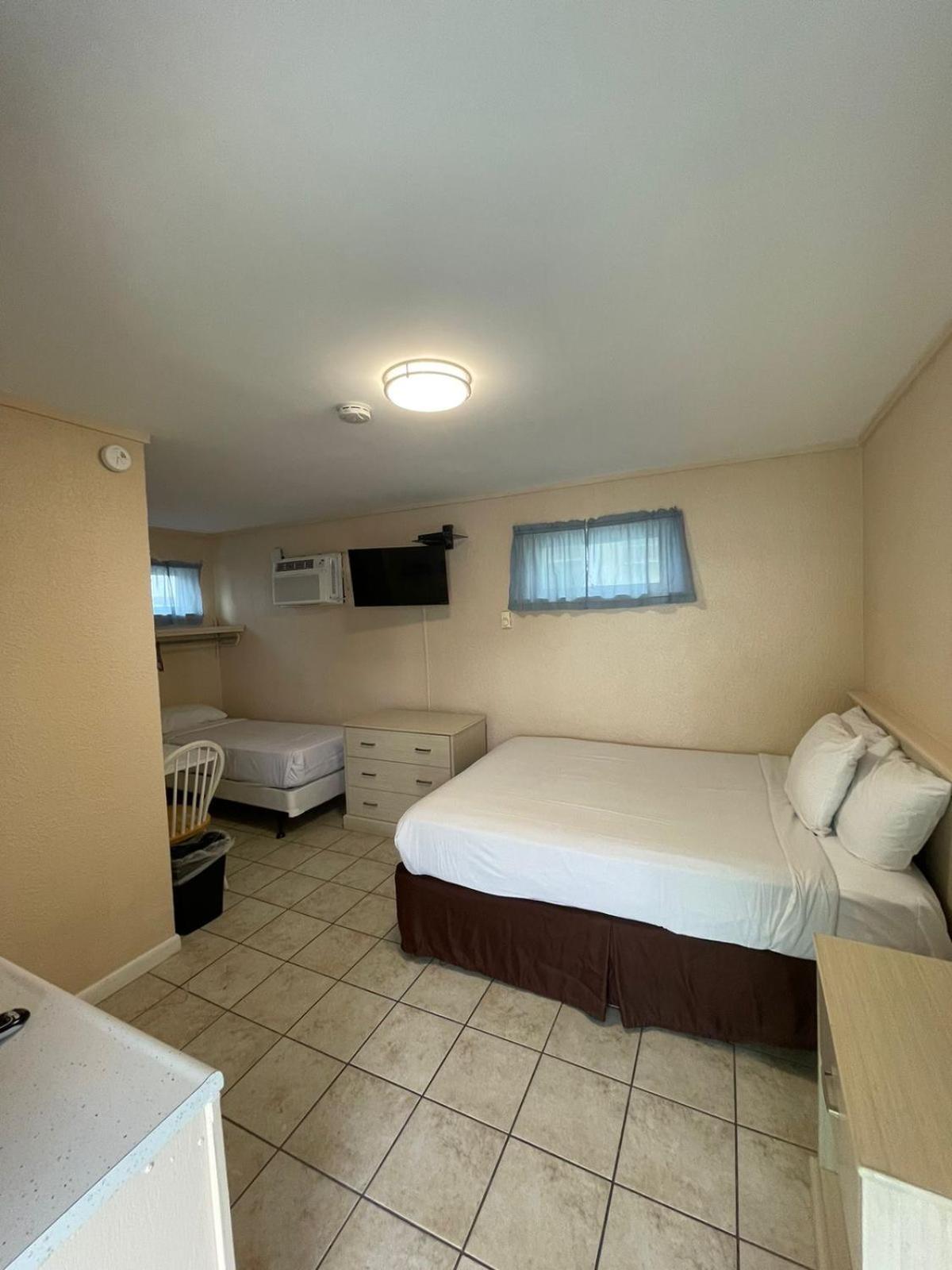 Rus Mar Motel Wildwood Beach & Boardwalk Exterior photo